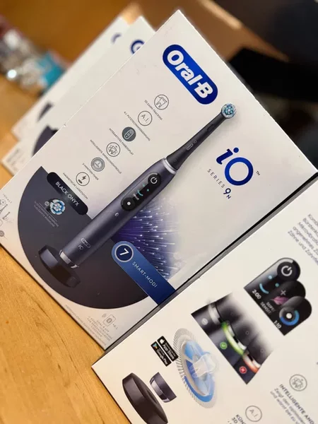 Periuta electrica Oral-B iO Series 9 Black Onyx – model premium 7 moduri AI